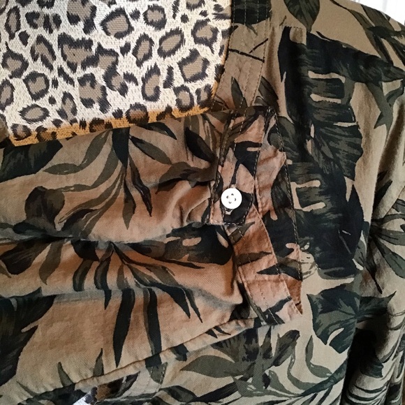 Botanical Print Popover Shirt - Picture 3 of 6